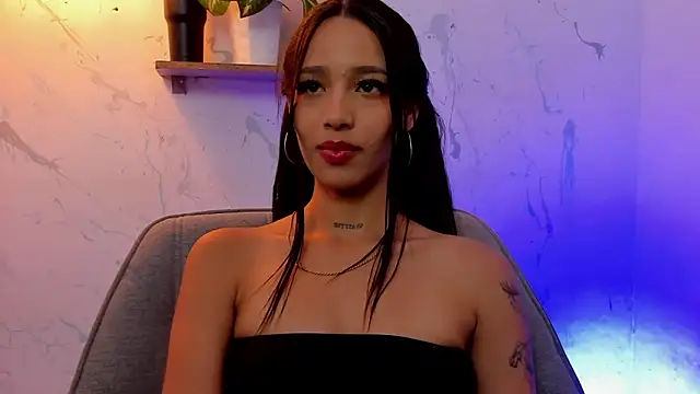 Snapshot of Paulina_Lopezz chatting on September 2025 06:13:01 AM Paulina Lopezz online show from September 2025 06:13:01 AM