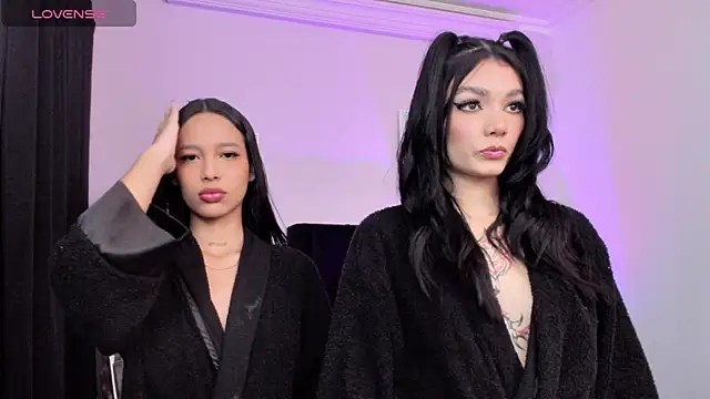 Snapshot of Paulina_Lopezz chatting on September 2025 03:56:02 PM Paulina Lopezz online show from September 2025 03:56:02 PM