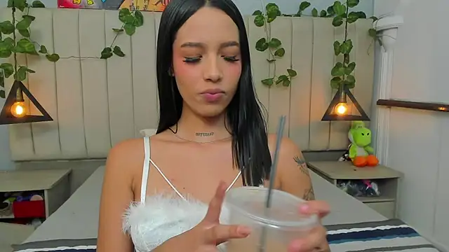 Paulina Lopezz online show from February 2026 09:10:01 PM