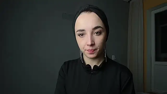 Eva Gloryy online show from January 2025 09:00:01 PM