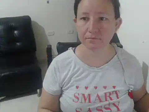 Snapshot of Yohis_Kiut25 chatting on February 2025 03:45:02 AM Yohis Kiut25 online show from February 2025 03:45:02 AM