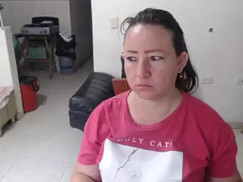 Snapshot of Yohis_Kiut25 chatting on March 2025 12:01:02 PM Yohis Kiut25 online show from March 2025 12:01:02 PM