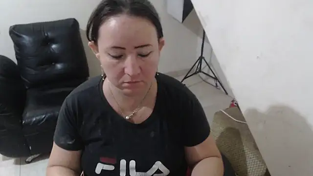 Snapshot of Yohis_Kiut25 chatting on October 2025 02:15:01 AM Yohis Kiut25 online show from October 2025 02:15:01 AM