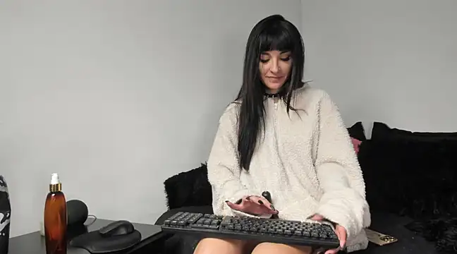 FREYA GERMANIC online show from February 2025 09:24:02 AM