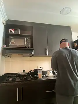 dereckgreen online show from April 2026 04:29:01 PM