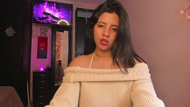 Snapshot of byanabrown chatting on May 2026 11:42:01 PM byanabrown online show from May 2026 11:42:01 PM