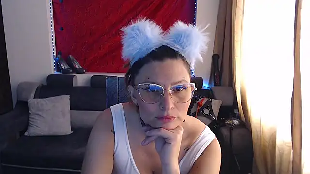 sachaclinford online show from September 2025 05:29:02 PM