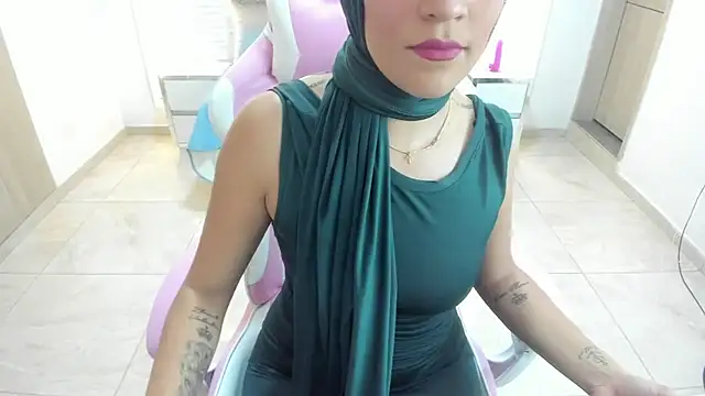 Zulema hamdi online show from January 2025 07:26:02 PM