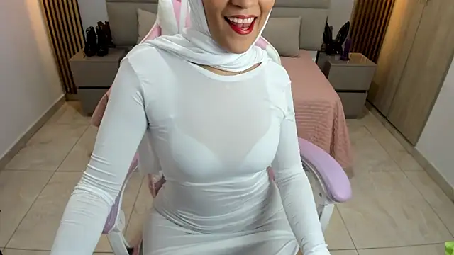 Zulema hamdi online show from March 2025 11:08:02 AM