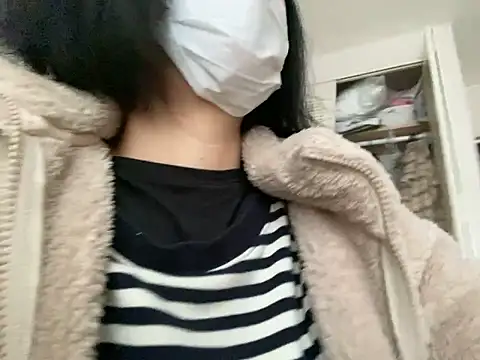 Snapshot of riri_riri_jp chatting on October 2025 01:00:02 AM riri riri jp online show from October 2025 01:00:02 AM