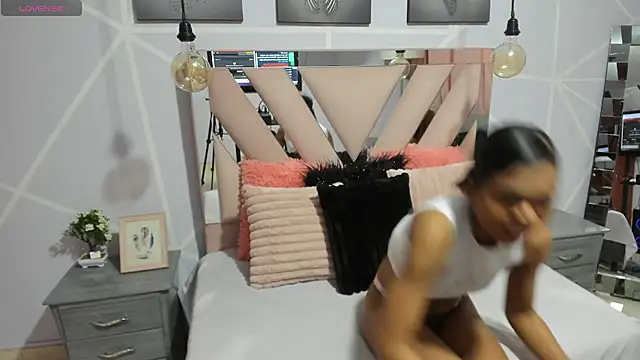 Gletty noa online show from March 2025 03:57:01 AM