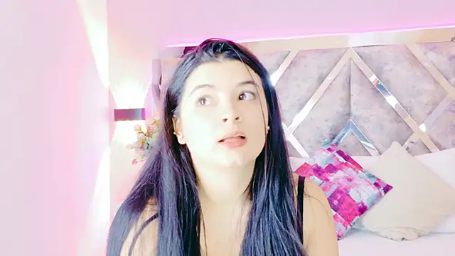 ValeriaOrtega online show from October 2025 12:06:01 PM