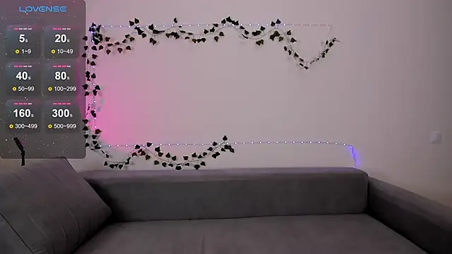 EmmyStar  online show from March 2025 06:00:01 PM