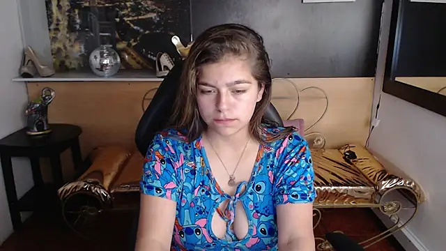 Kitten Cam online show from October 2025 12:28:02 PM