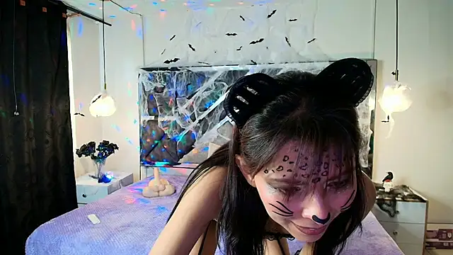 MysticMature online show from October 2025 05:11:02 PM