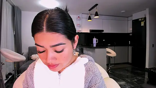 1lubonnie online show from September 2025 01:49:02 AM