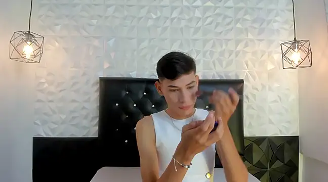 Snapshot of JackeOwens chatting on March 2025 01:03:02 PM JackeOwens online show from March 2025 01:03:02 PM