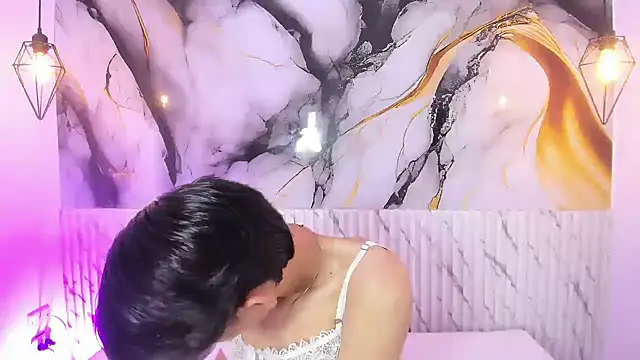 JackeOwens online show from November 2025 12:05:02 PM