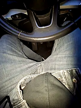 Nzino1983 online show from April 2026 05:29:01 PM