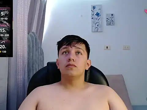 Snapshot of Alan_red chatting on April 2026 03:40:02 PM Alan red online show from April 2026 03:40:02 PM