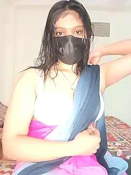 Snapshot of night_queen07 chatting on January 2025 06:25:01 PM night queen07 online show from January 2025 06:25:01 PM
