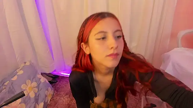 Snapshot of angelica_temptation chatting on February 2025 03:45:02 AM angelica temptation online show from February 2025 03:45:02 AM