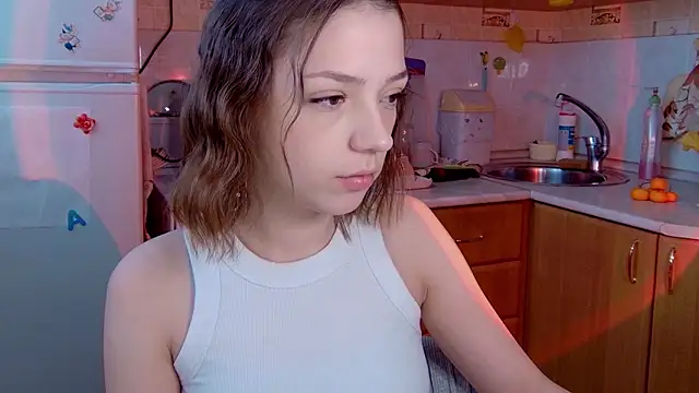 Snapshot of PamBeesly chatting on February 2026 08:35:01 AM PamBeesly online show from February 2026 08:35:01 AM