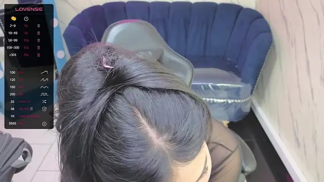 Snapshot of Paulette_v chatting on October 2025 01:08:02 PM Paulette v online show from October 2025 01:08:02 PM