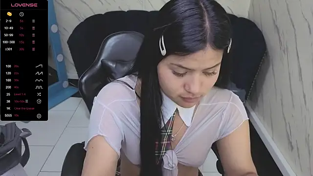 Snapshot of Paulette_v chatting on October 2025 01:09:01 PM Paulette v online show from October 2025 01:09:01 PM