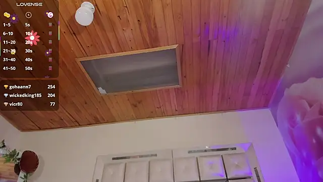 emili clark online show from March 2025 10:52:02 AM