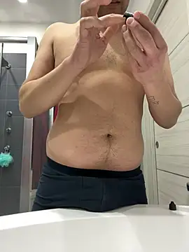 Greeneyes0820 online show from February 2025 01:48:02 PM