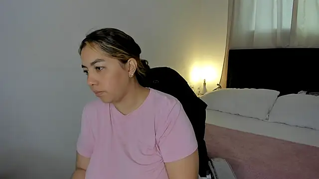 brithany olson25 online show from February 2026 12:08:01 PM