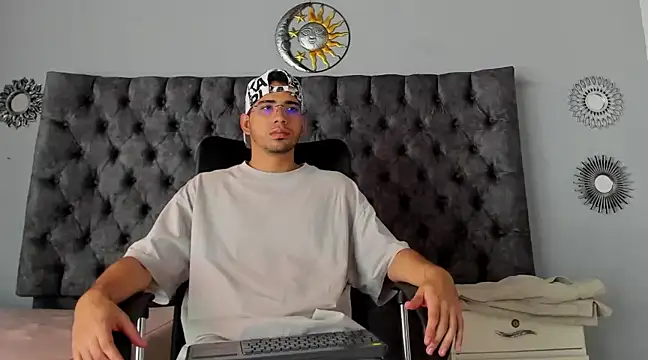 RYAN PATERSON online show from January 2025 07:51:02 PM