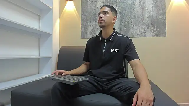 RYAN PATERSON online show from November 2025 12:38:02 PM