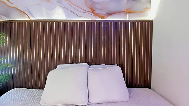 elevensky online show from February 2026 07:17:02 PM