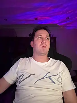 Snapshot of wilder6969xx chatting on October 2025 10:44:02 PM wilder6969xx online show from October 2025 10:44:02 PM