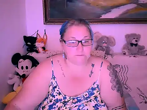 Snapshot of mayamayx chatting on September 2025 07:36:01 PM mayamayx online show from September 2025 07:36:01 PM