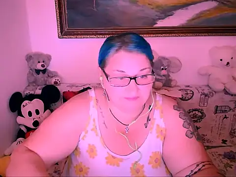 Snapshot of mayamayx chatting on September 2025 07:05:01 PM mayamayx online show from September 2025 07:05:01 PM