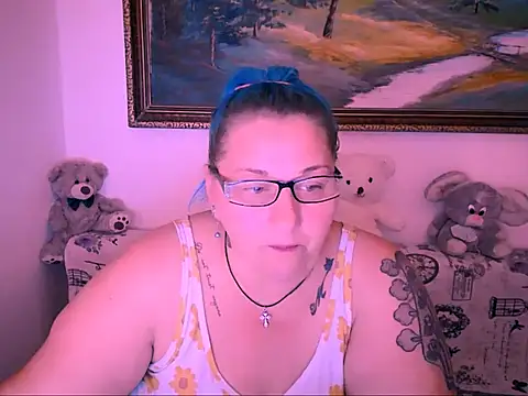 Snapshot of mayamayx chatting on September 2025 07:48:01 PM mayamayx online show from September 2025 07:48:01 PM