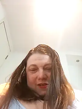 HotHornyEmmaX online show from April 2026 05:29:01 PM