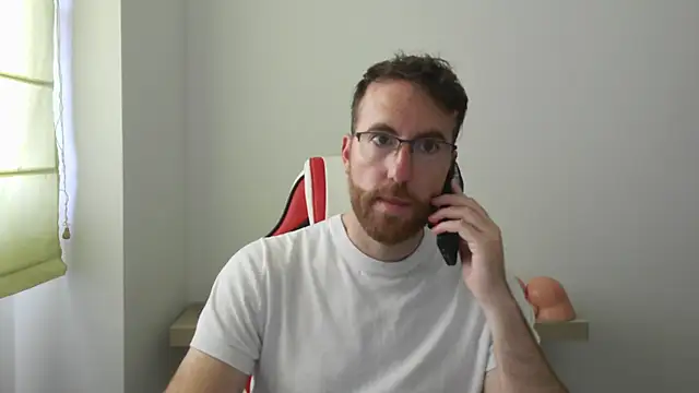 Snapshot of machohiberiko chatting on October 2025 10:38:01 AM machohiberiko online show from October 2025 10:38:01 AM