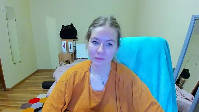 EmilyPaw online show from February 2025 05:58:02 PM
