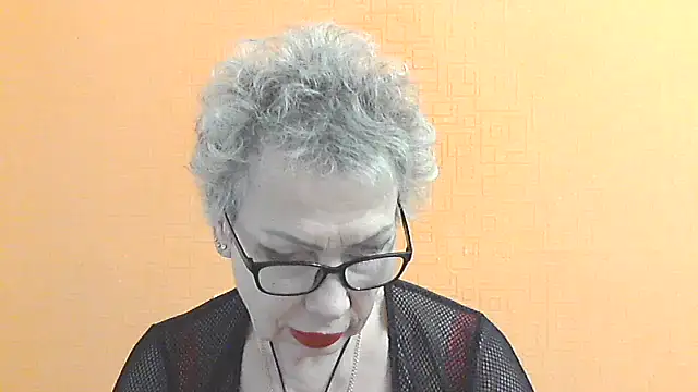 NessyJenixs online show from November 2025 07:12:01 AM