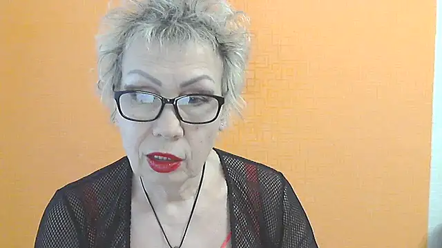 NessyJenixs online show from February 2026 02:07:01 PM