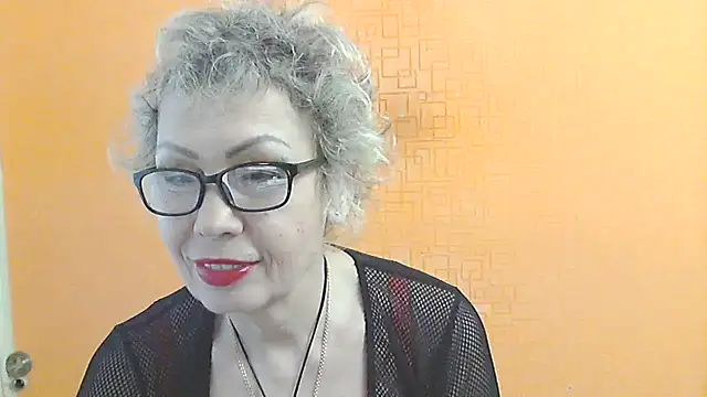 NessyJenixs online show from March 2026 06:47:01 AM
