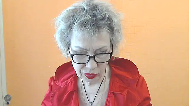 NessyJenixs online show from April 2026 07:17:02 AM