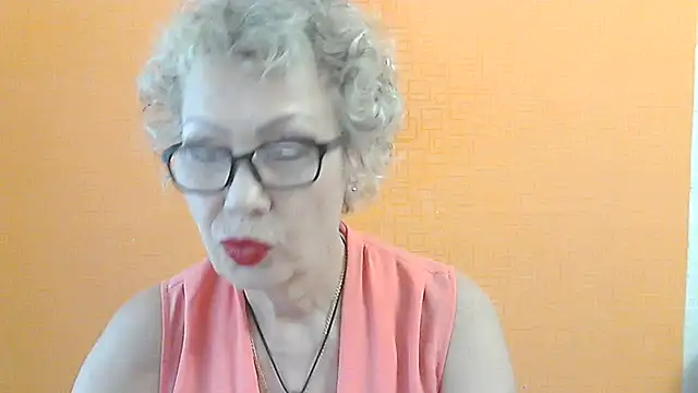 Snapshot of NessyJenixs chatting on June 2026 01:11:01 PM NessyJenixs online show from June 2026 01:11:01 PM