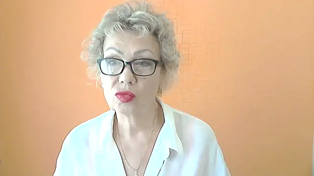 Snapshot of NessyJenixs chatting on July 2026 06:19:02 AM NessyJenixs online show from July 2026 06:19:02 AM