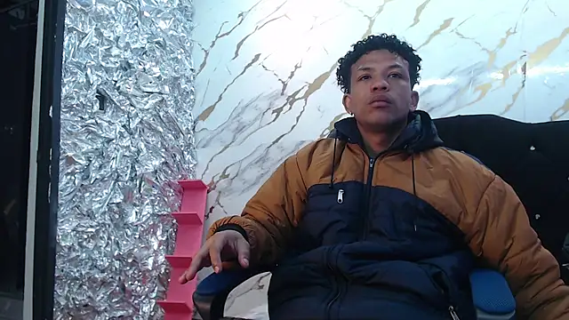 carlos alber12 online show from September 2025 12:32:02 PM