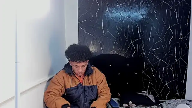 carlos alber12 online show from November 2025 03:13:02 PM